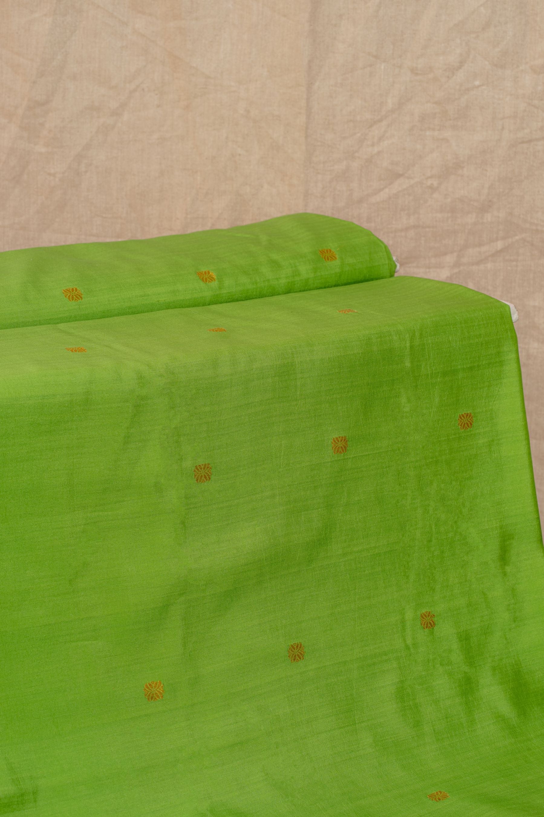 Parrot Green Cutwork Buti Chiniya Silk Handwoven