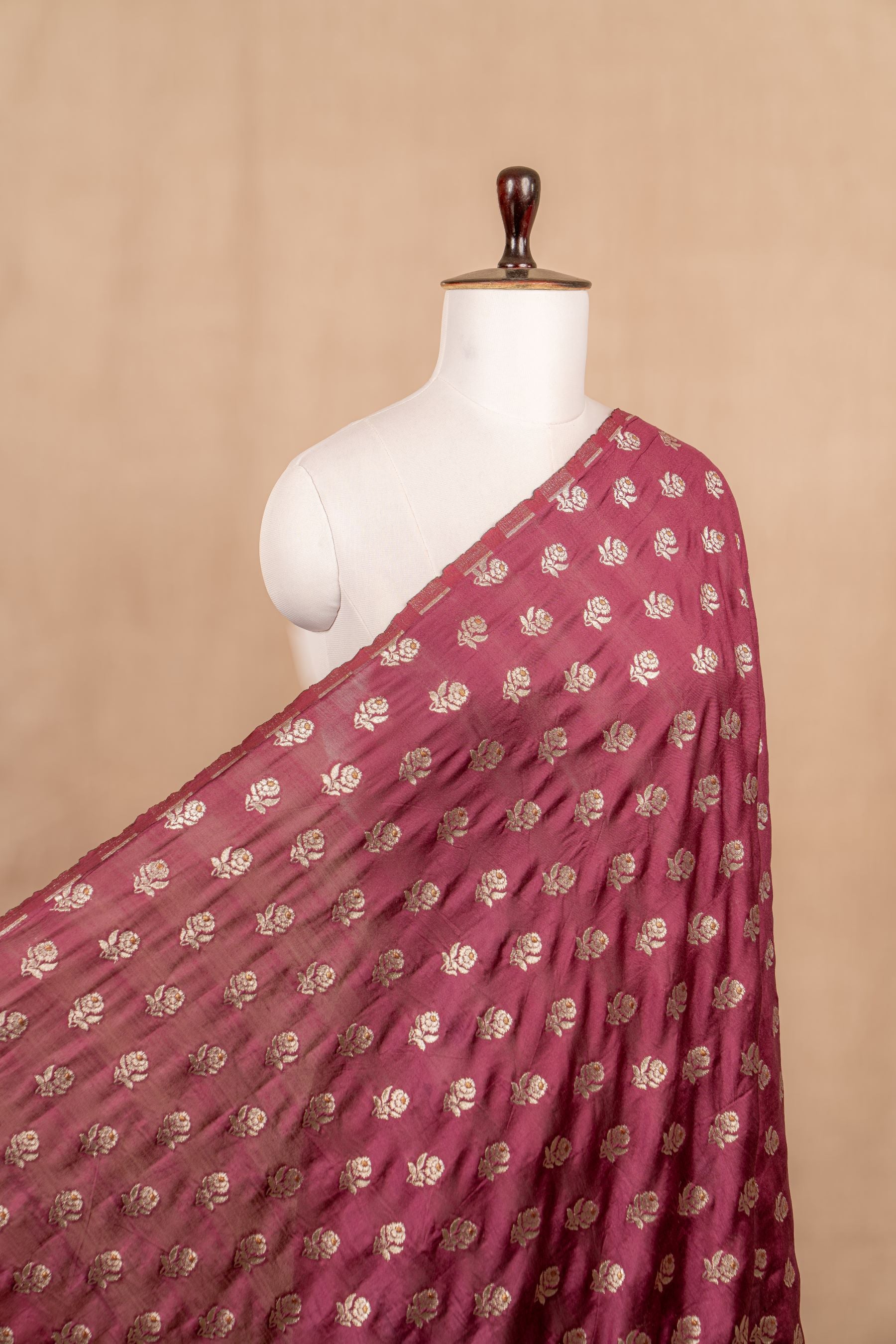 Wine Cutwork Buti Mulberry Silk Handwoven