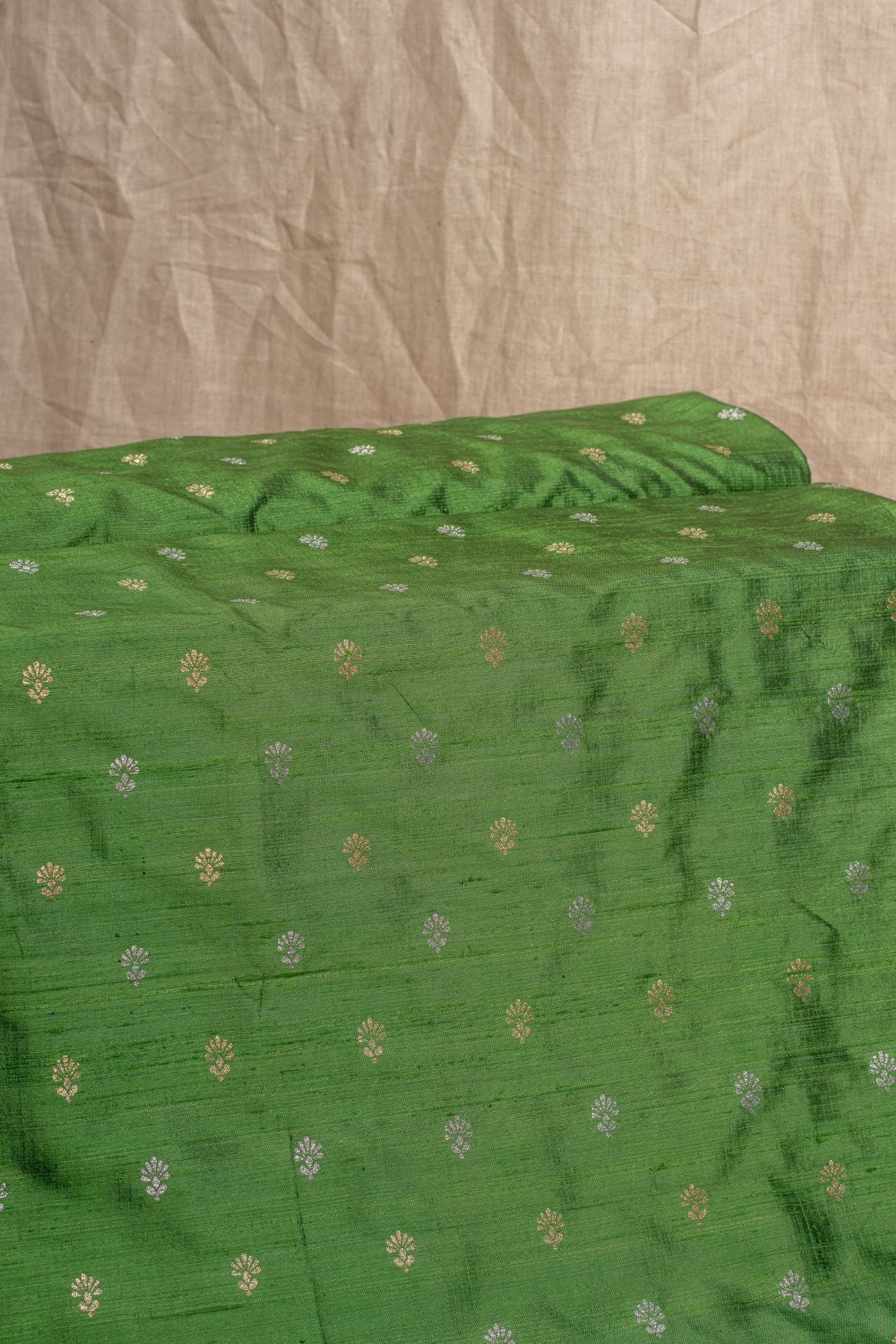 Green Cutwork Buti Raw Silk Handwoven